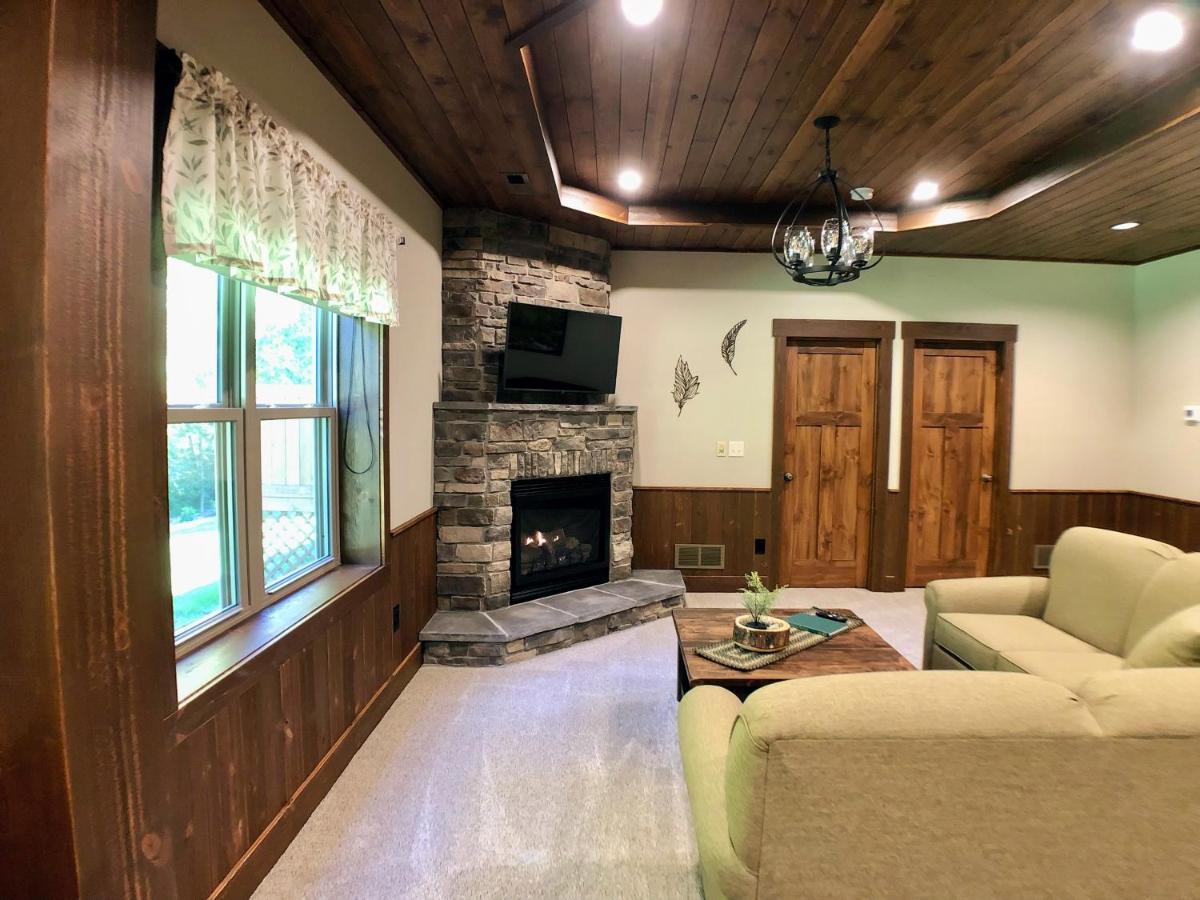 Sojourner'S Lodge & Log Cabin Suites Dundee Buitenkant foto