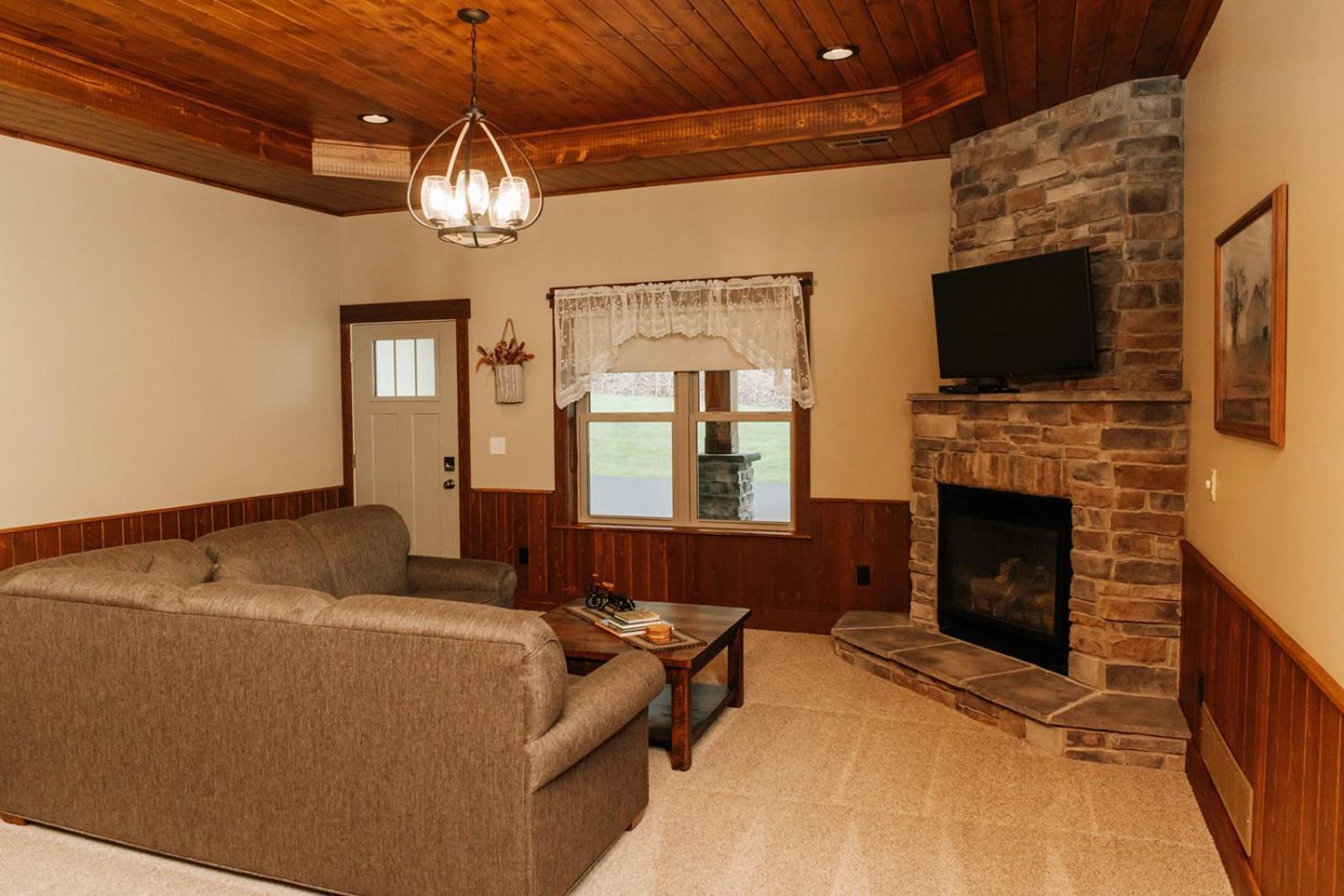 Sojourner'S Lodge & Log Cabin Suites Dundee Buitenkant foto